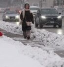 Emiten advertencias de niebla helada que afectan a millones de personas por clima invernal en EEUU