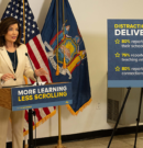 Nueva York aprueba como exitoso su primer año sin celulares en las escuelas