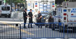 El Departamento de Policía de Nueva York asegura perímetro en Madison Square por boda de Taylor Swift
