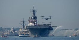 Espectacular desfile naval en Nueva York conmemoró el 250° aniversario de EE. UU.