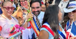 Alcalde Mamdani encabeza la Gran Parada Dominicana del Bronx