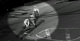 Arrestan a dos hombres tras ser captados saliendo de una alcantarilla en Nueva York