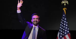 El alcalde Mamdani rinde homenaje a la comunidad hispana y reafirma protecciones para los inmigrantes en Nueva York